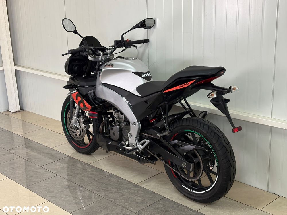Aprilia Tuono - 7