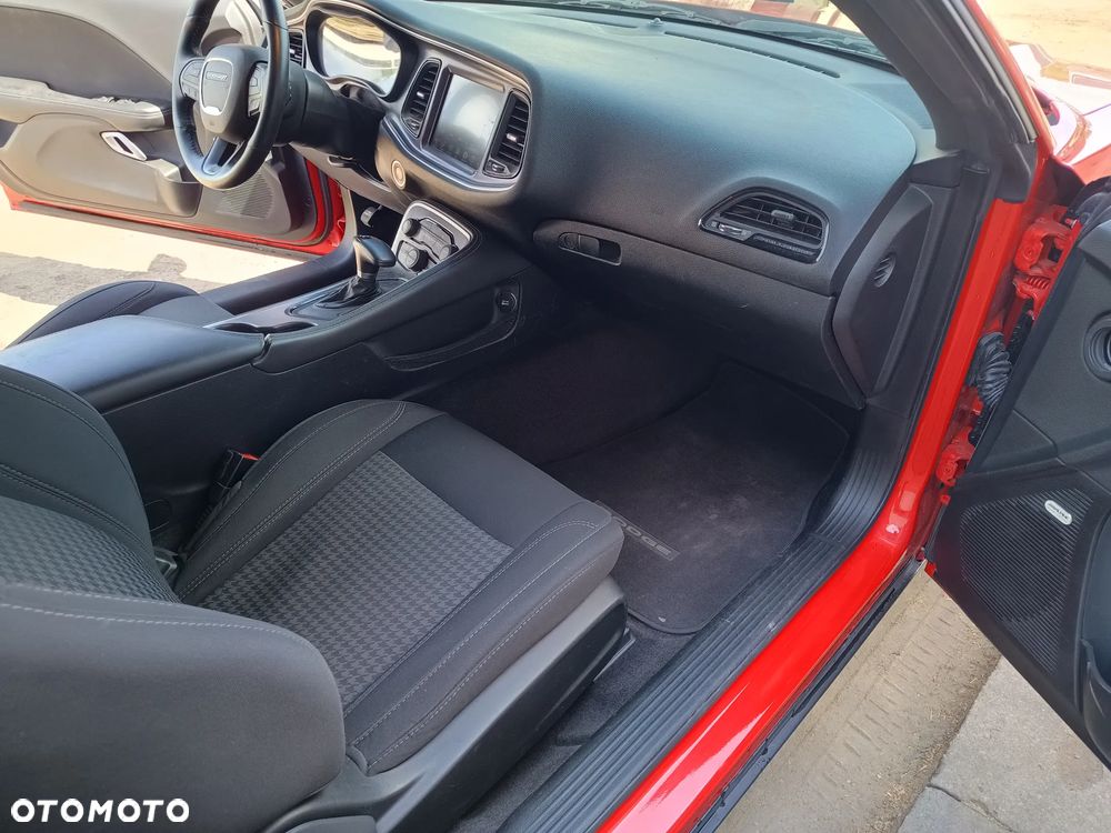 Dodge Challenger Automatik R/T Plus - 10
