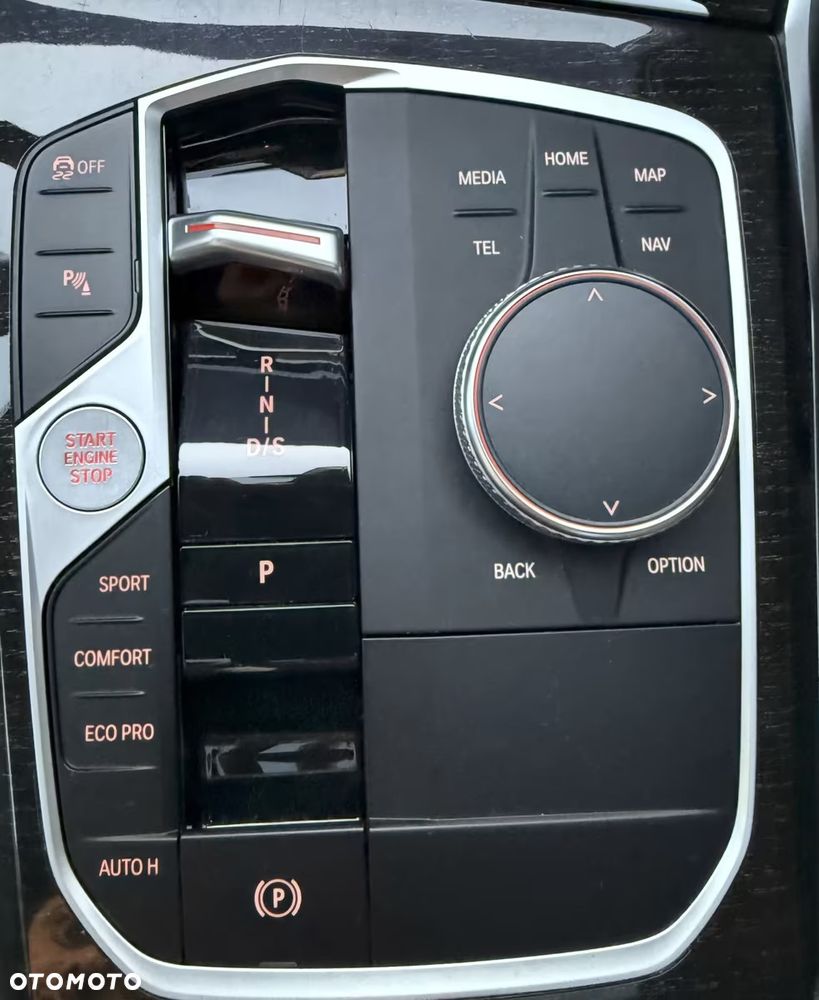 BMW Seria 3 320i Advantage sport - 28