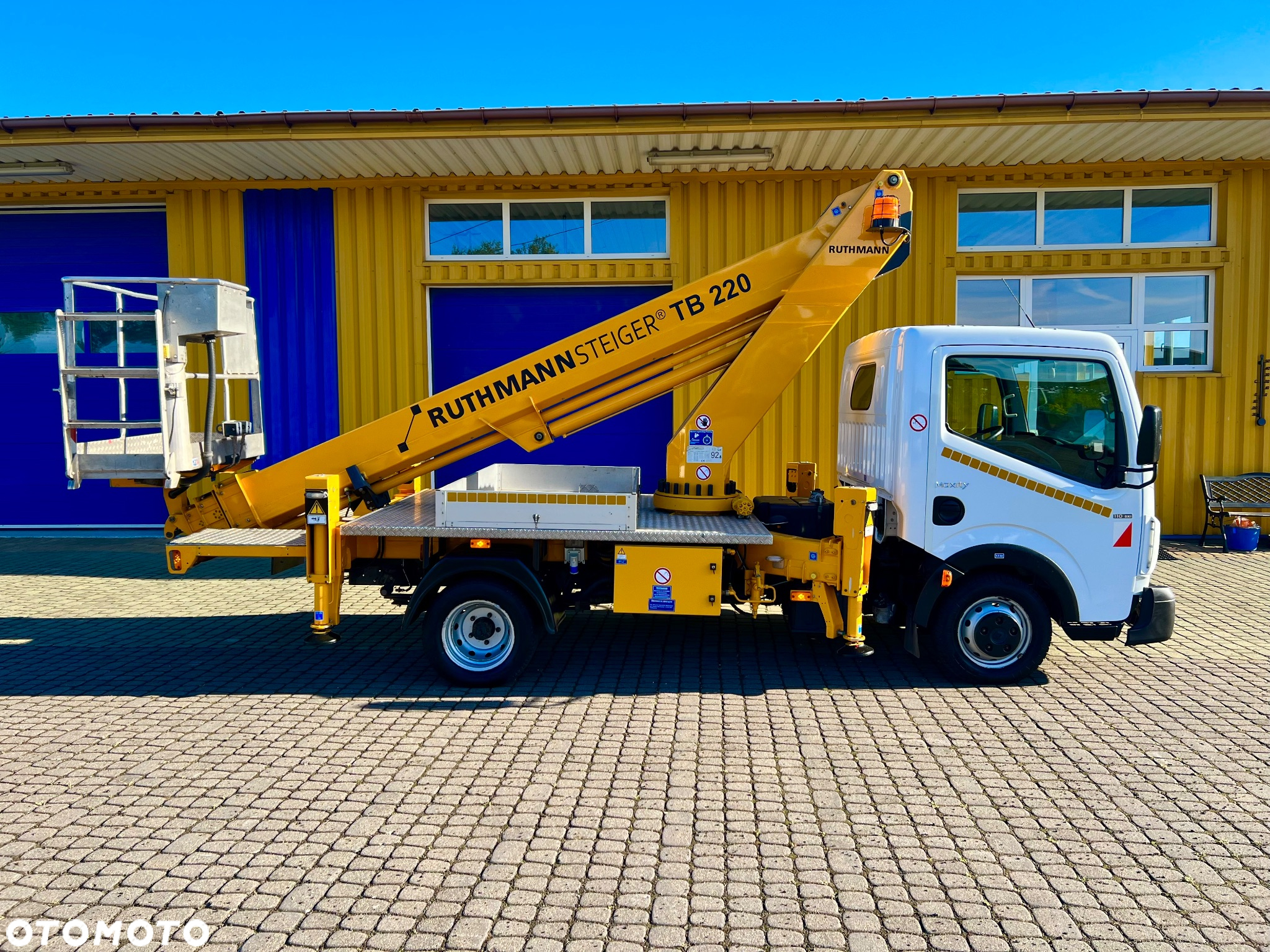 Ruthmann TB220 Renault Maxity - 4