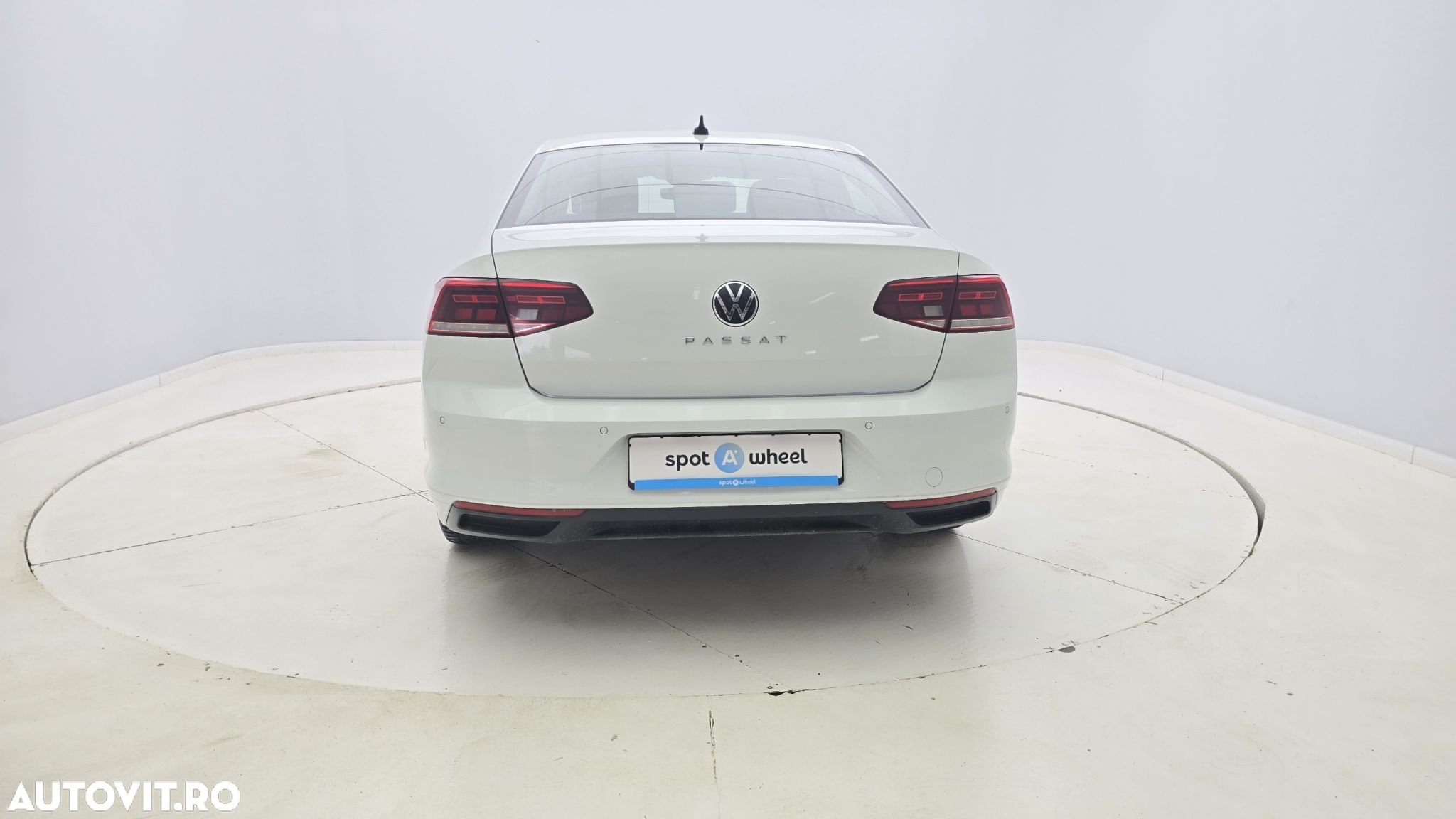 Volkswagen Passat 2.0 TDI DSG Comfortline - 7