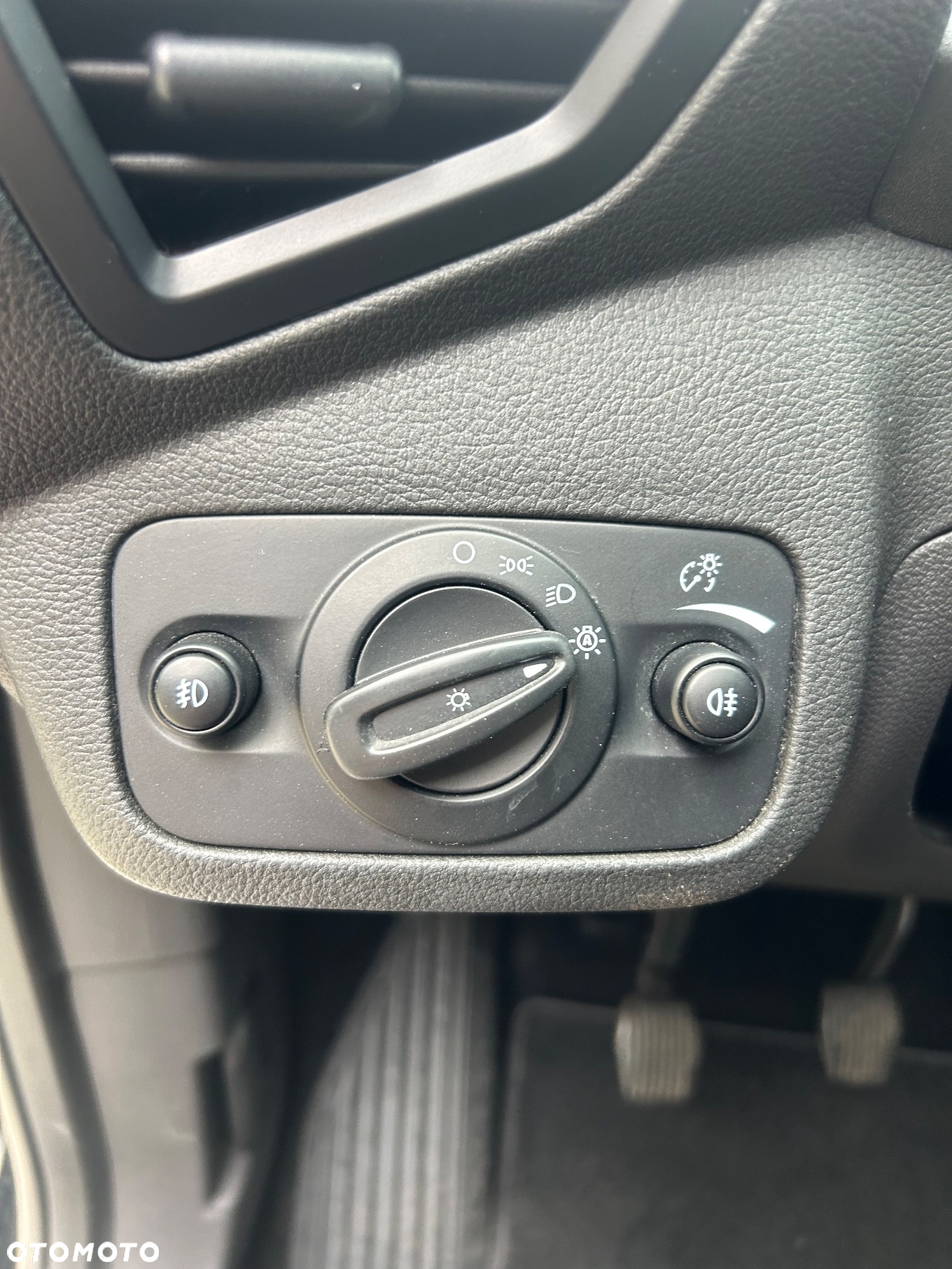 Ford C-MAX 1.5 EcoBoost Start-Stop-System Titanium - 36