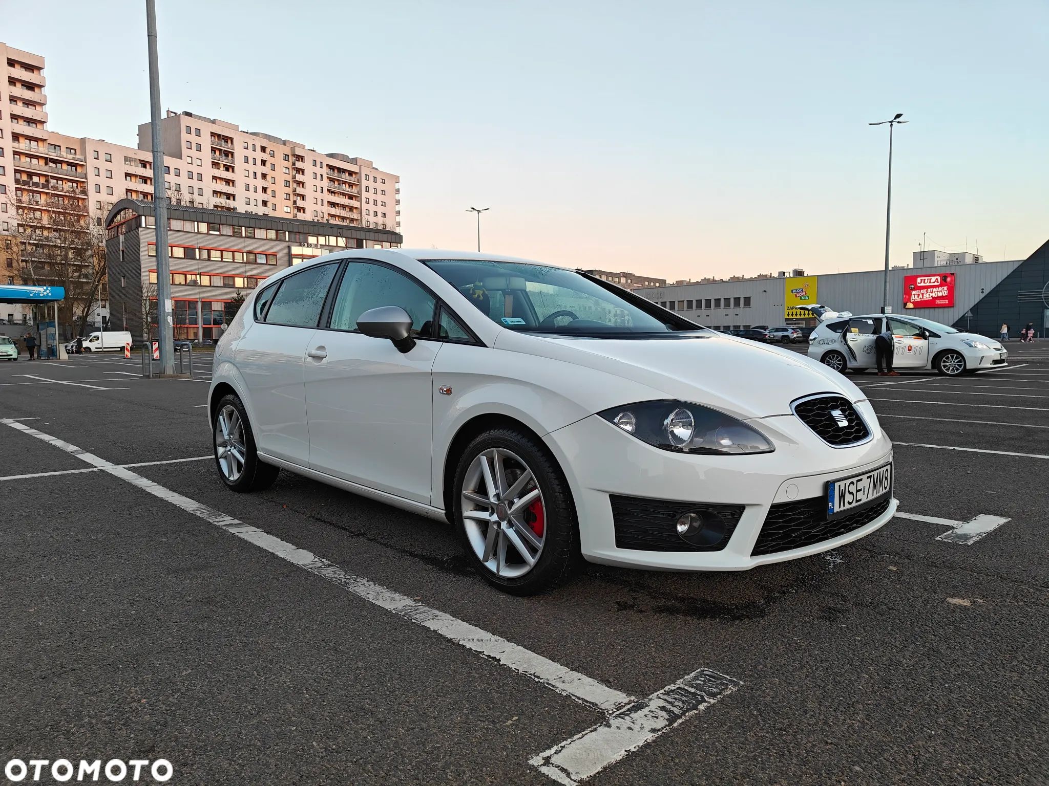 Seat Leon 2.0 TDI DPF FR - 1