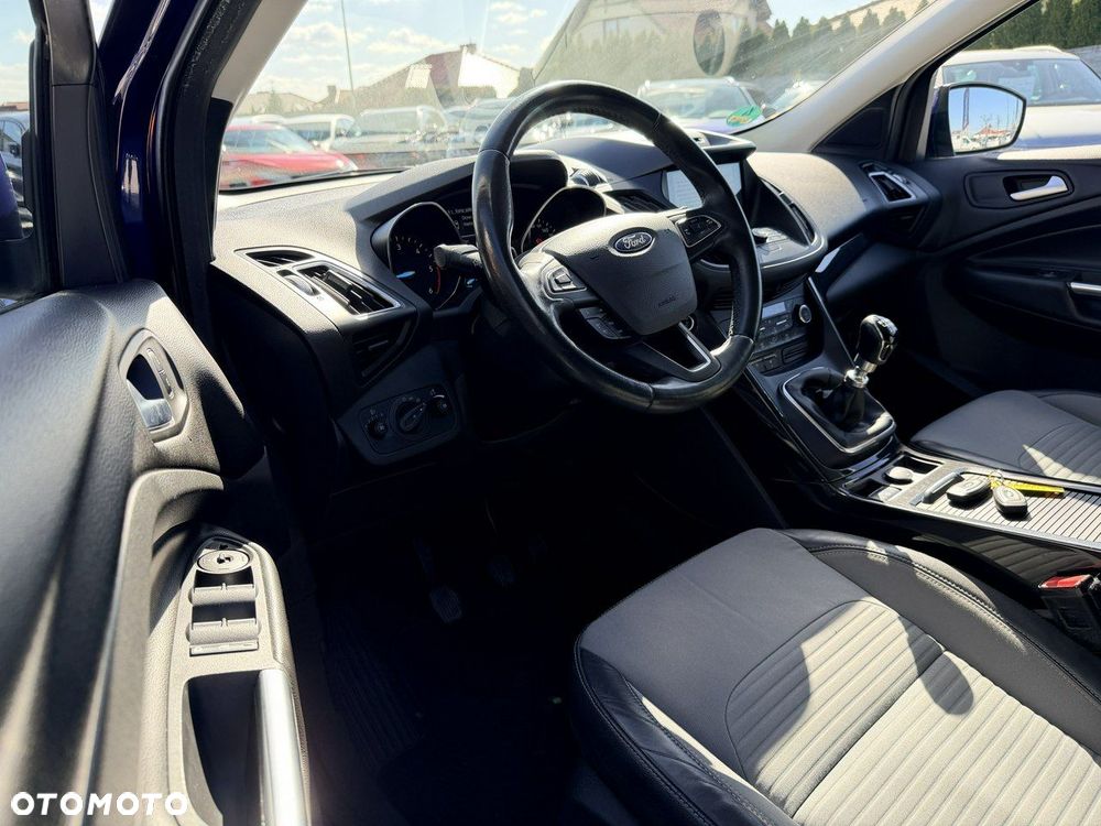 Ford Kuga 2.0 TDCi 4x2 Titanium - 11