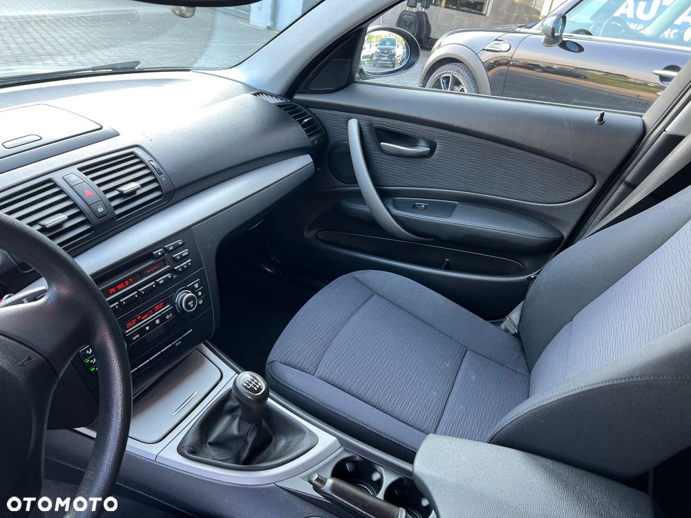 BMW Seria 1 116i Edition Sport - 10