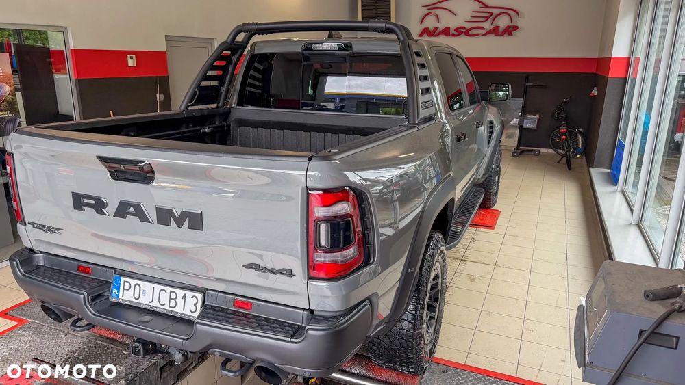 RAM 1500 - 4