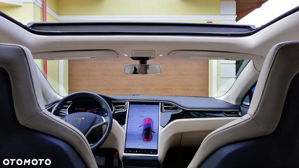 Tesla Model S 85 - 15