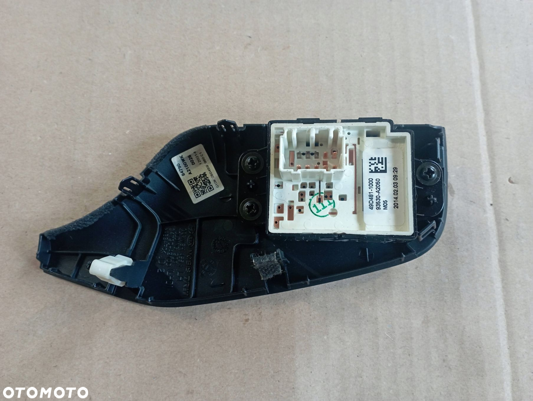 KIA CEED II 2 PANEL REGULACJA LUSTEREK EUROPA 84790-A2100 - 2