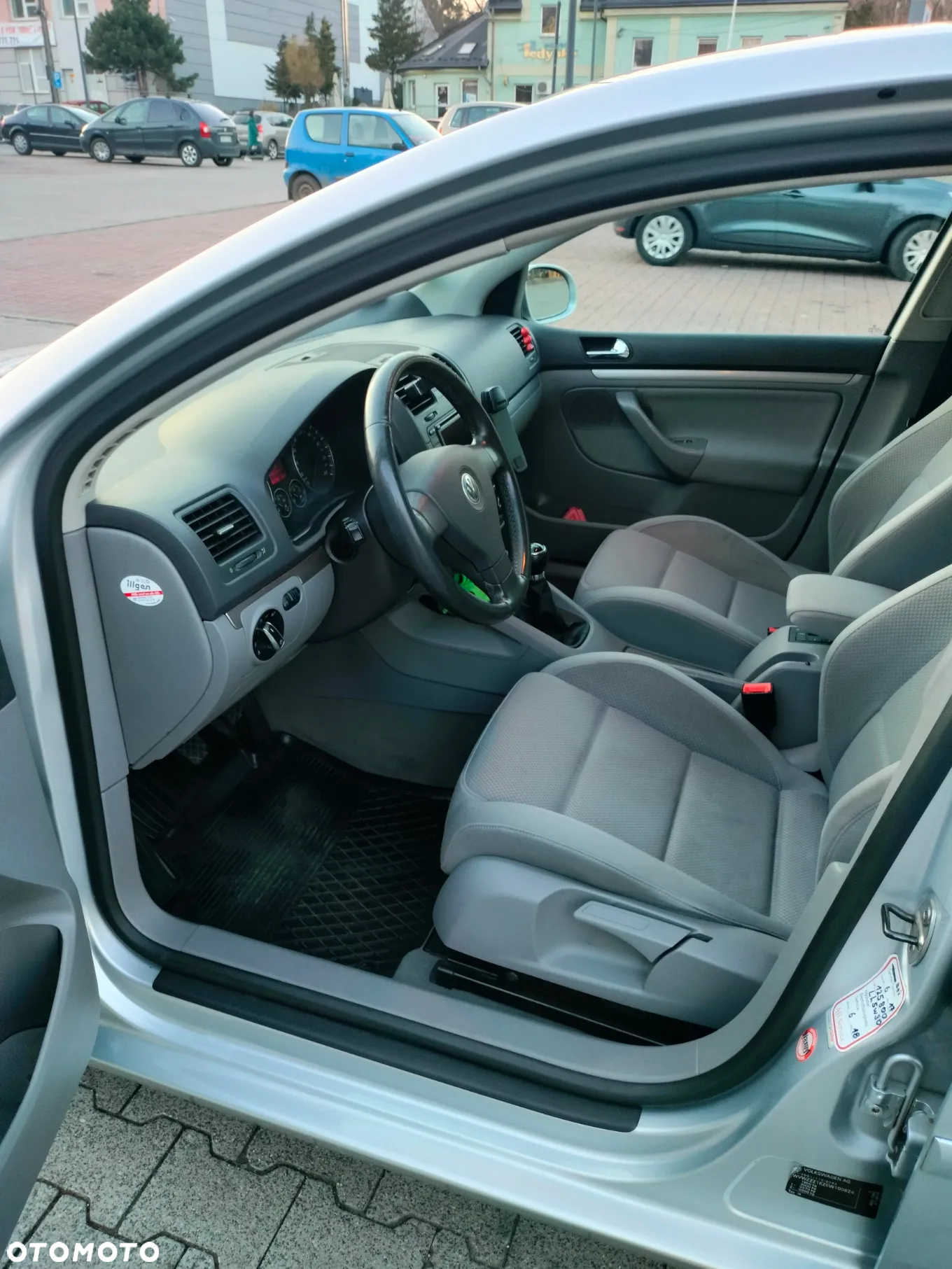 Volkswagen Golf V 1.6 Sportline - 12