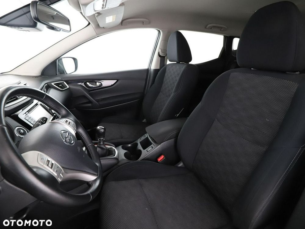 Nissan Qashqai 1.6 DIG-T N-Connecta - 14