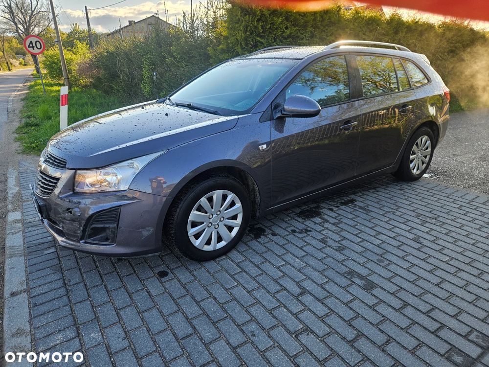 Chevrolet Cruze - 18