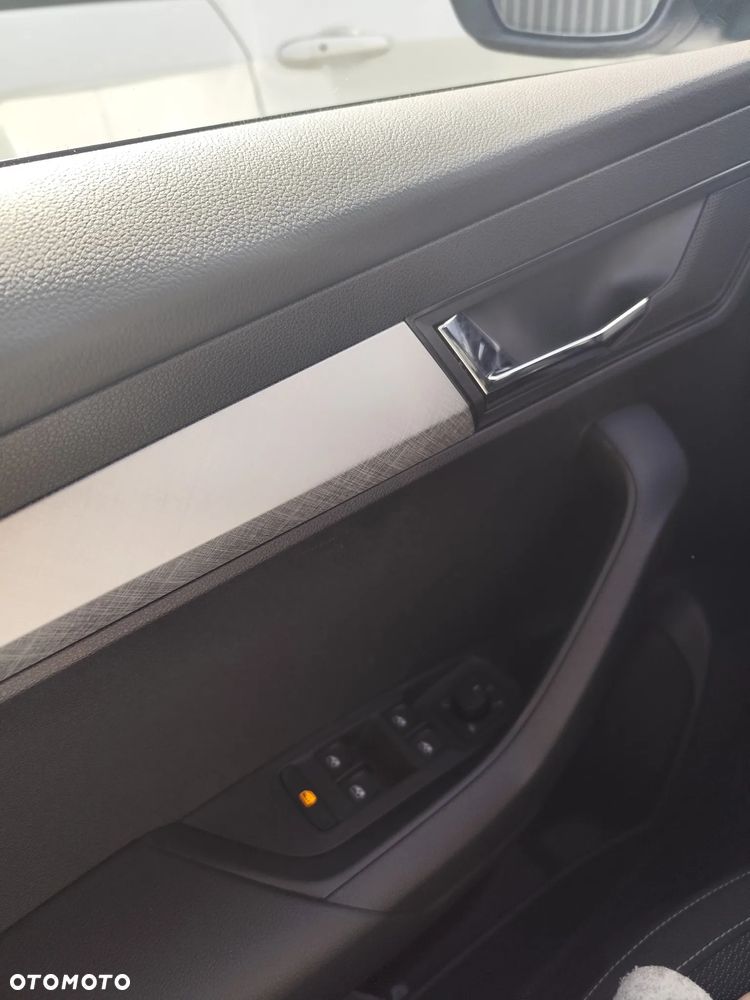 Skoda Karoq 1.5 TSI ACT Edition 130 DSG - 12