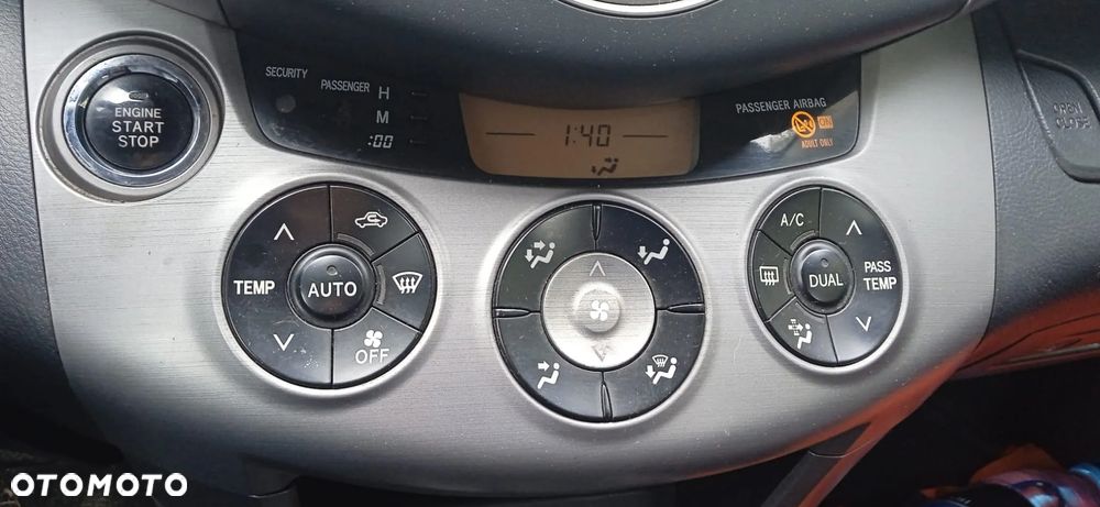 Toyota RAV4 2.2 D-4D 4x4 - 14