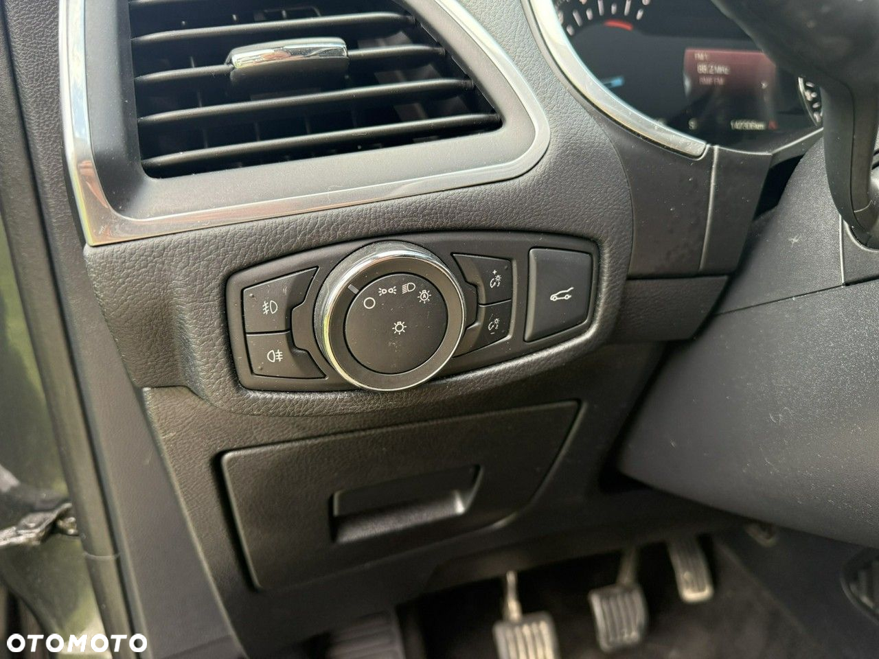 Ford S-Max - 21