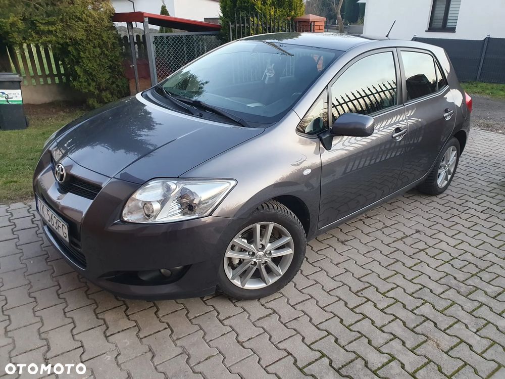 Toyota Auris 2.0 D-4D Edition - 1