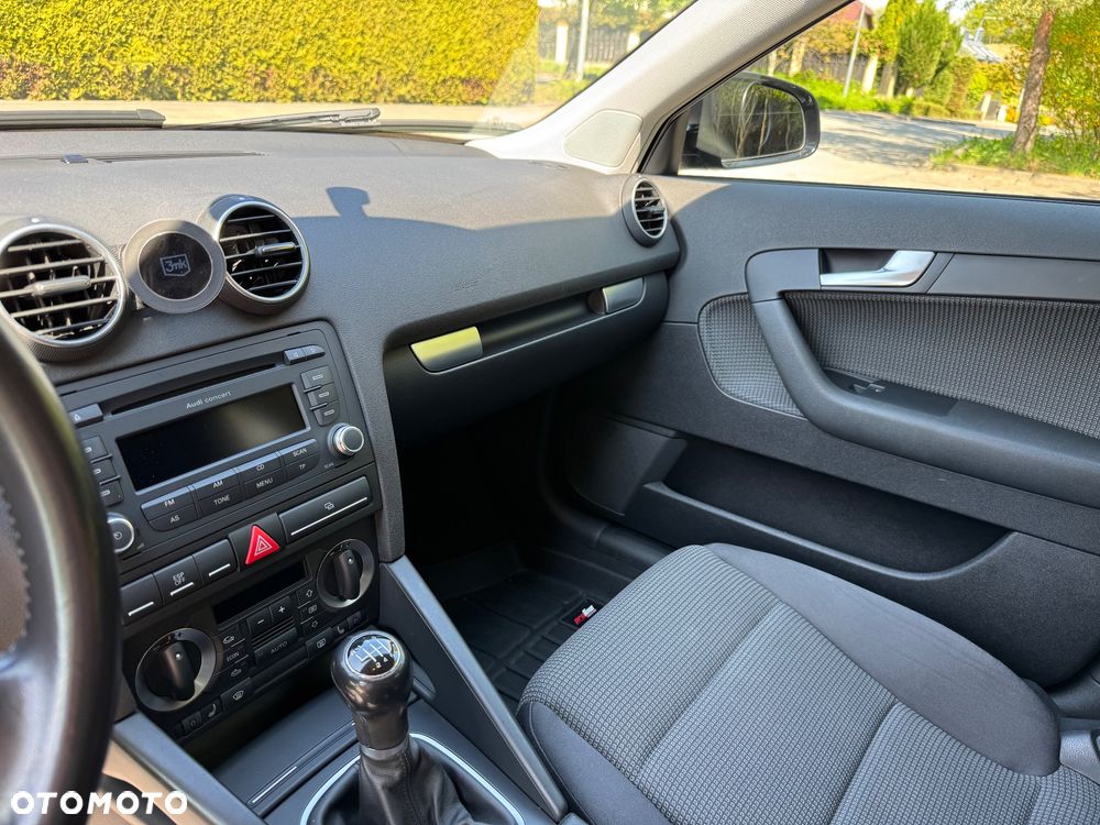 Audi A3 Sportback - 16