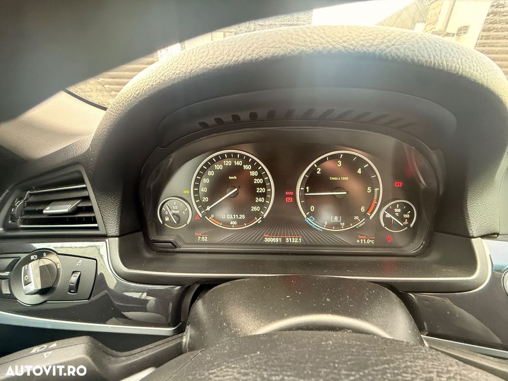 BMW Seria 5 520d - 11