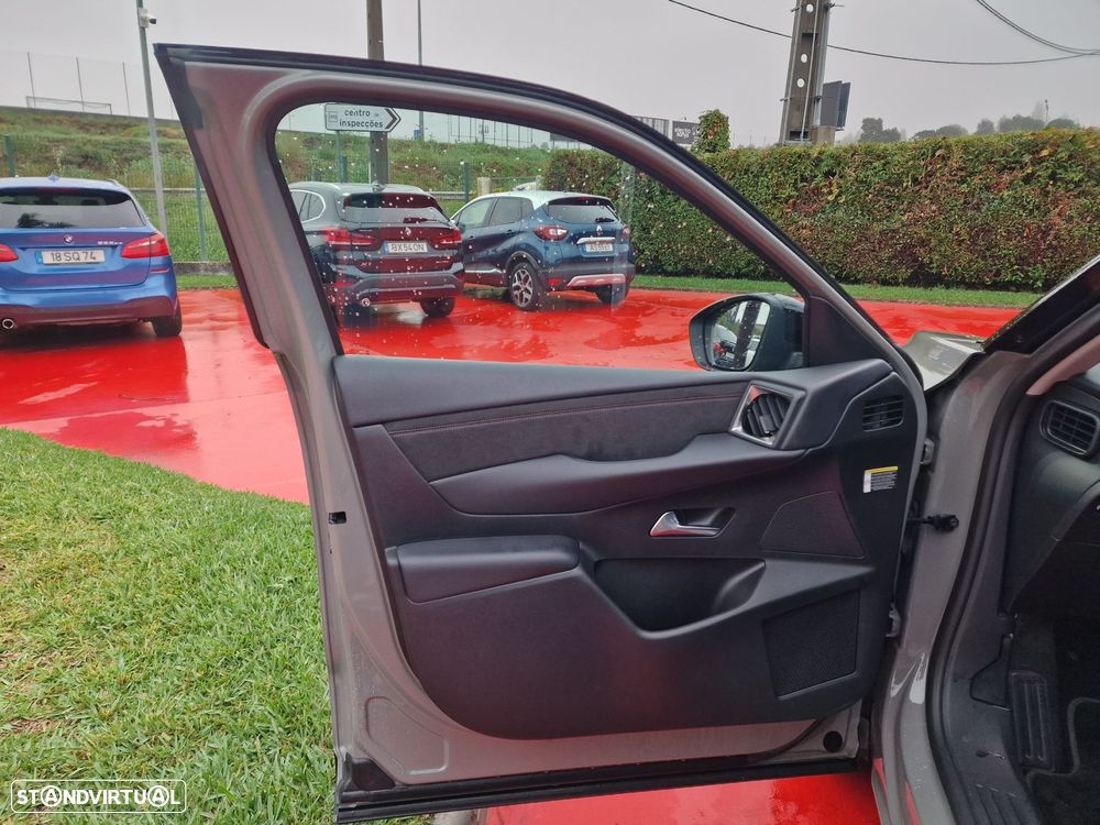 DS DS3 Crossback 1.2 PureTech Performance Line EAT8 - 8