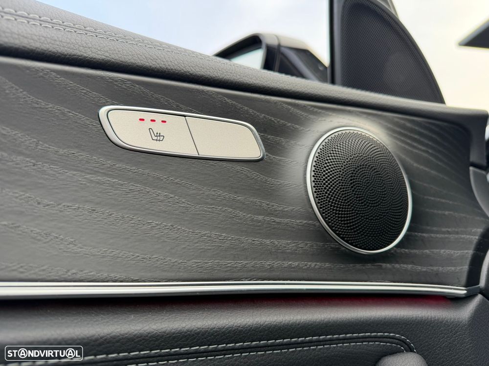 Mercedes-Benz E 300 de AMG Line - 16