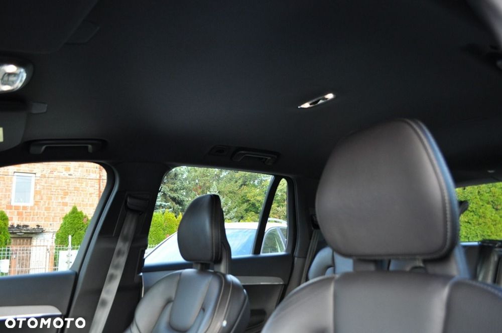 Volvo XC 90 T5 AWD R-Design - 17