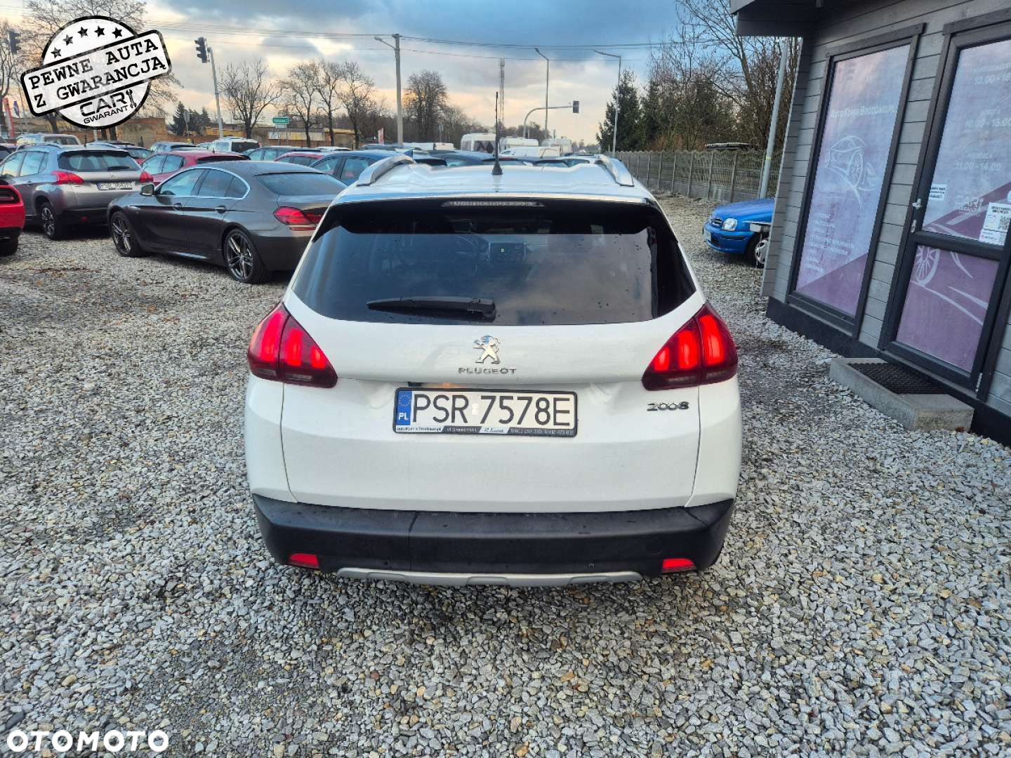Peugeot 2008 - 6