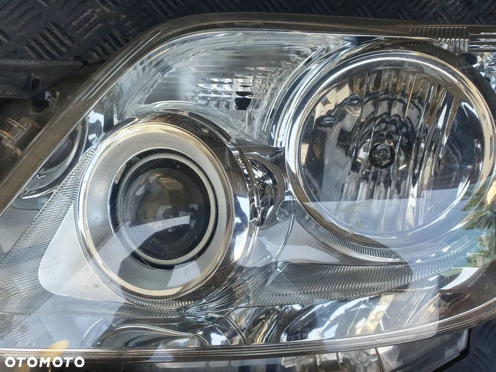 TOYOTA LAND CRUISER 150 2009-12 REFLEKTOR LEWY ZWYKŁY LAMPA LEWA - 2