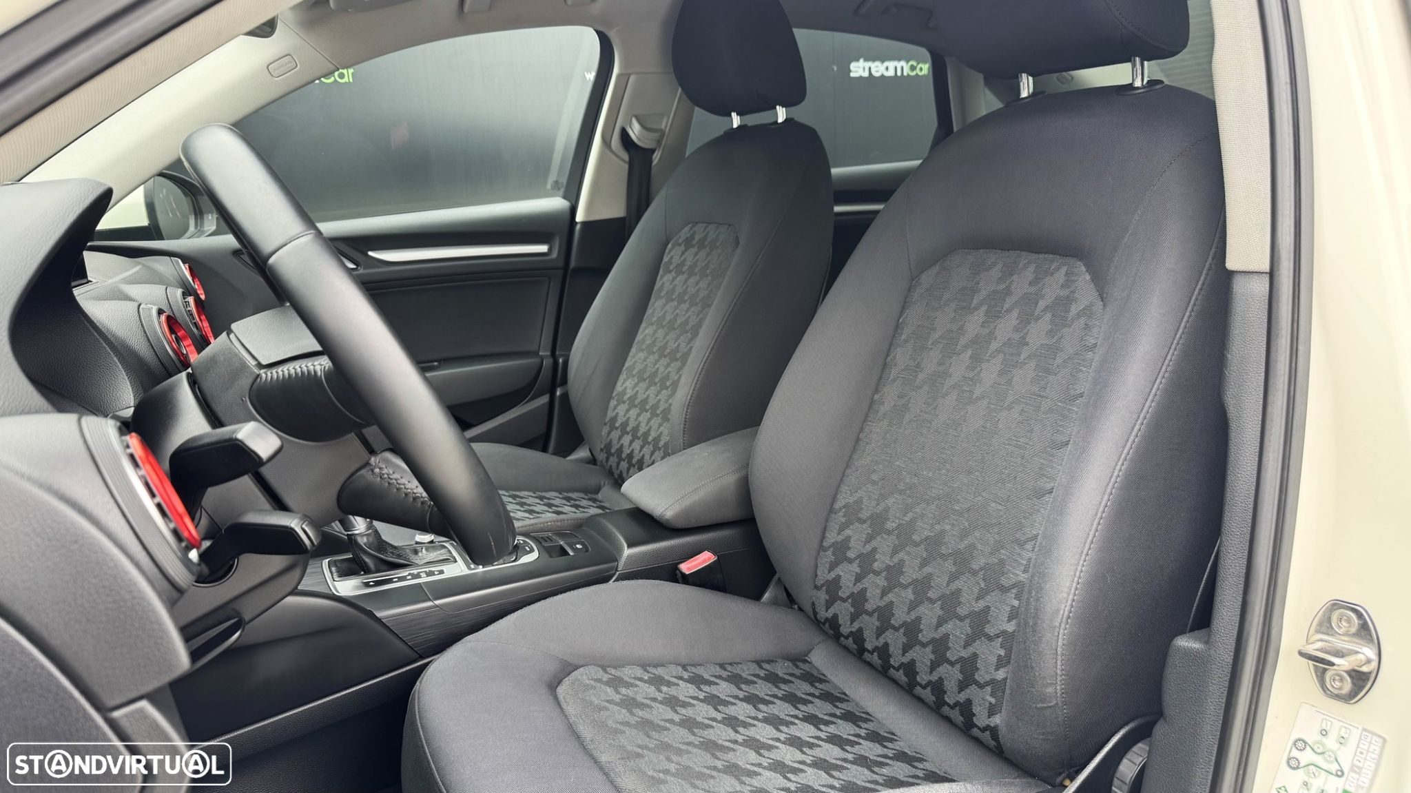 Audi A3 Limousine 2.0 TDI Advance S tronic - 12