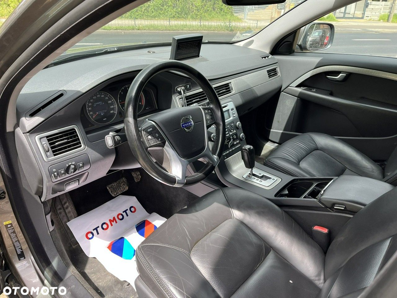 Volvo XC 70 - 14