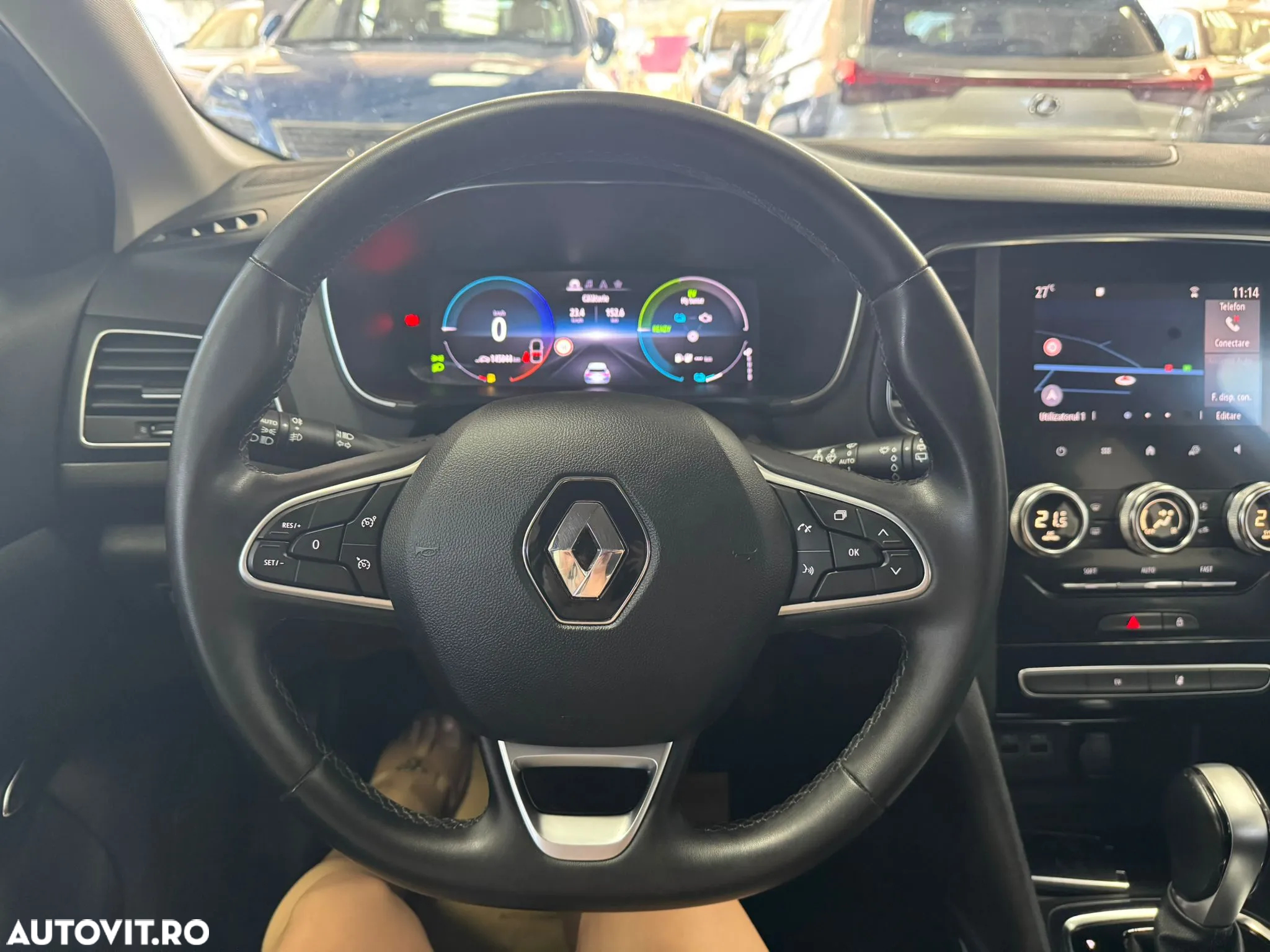 Renault Megane Grandtour E-TECH Plug-in 160 BUSINESS EDITION - 18