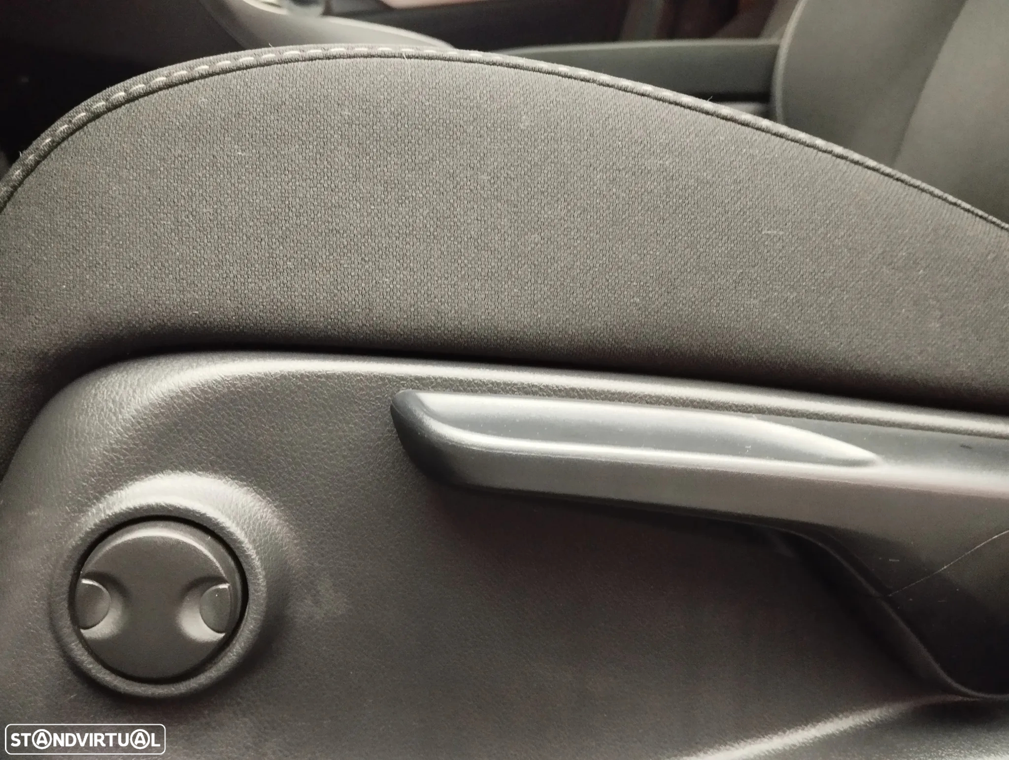 Honda Civic 1.0 i-VTEC Elegance Navi - 20