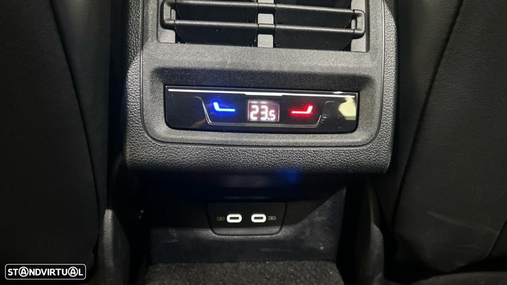 VW Golf Variant 1.5 eTSI Life DSG - 7