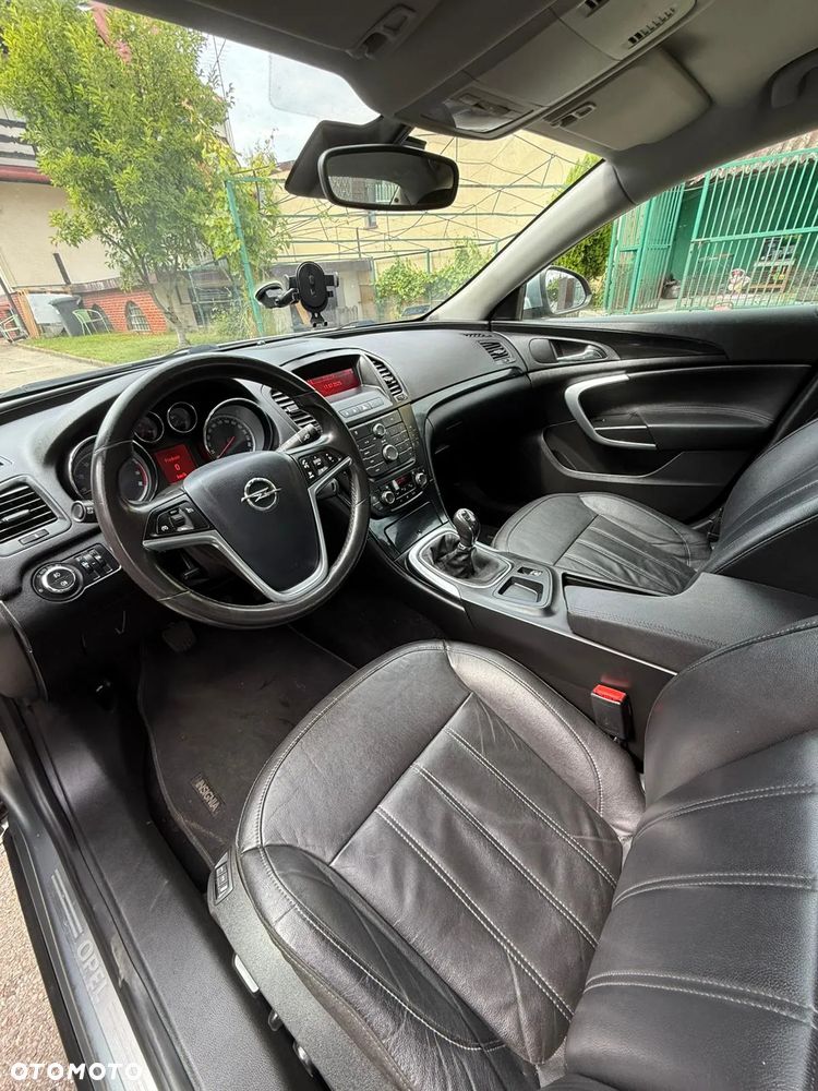 Opel Insignia 2.0 T Cosmo - 4