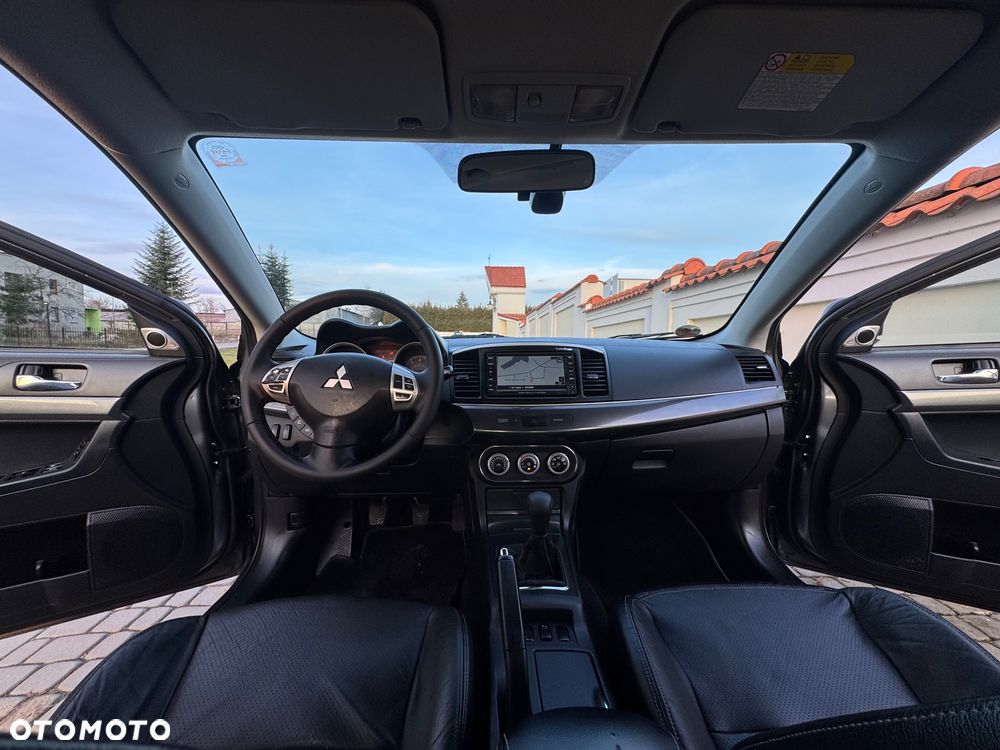 Mitsubishi Lancer - 38