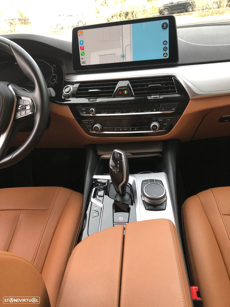 BMW 530 e Line Luxury - 33