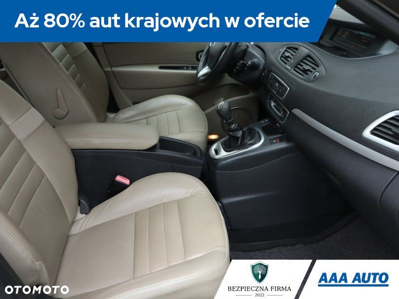 Renault Scenic - 11