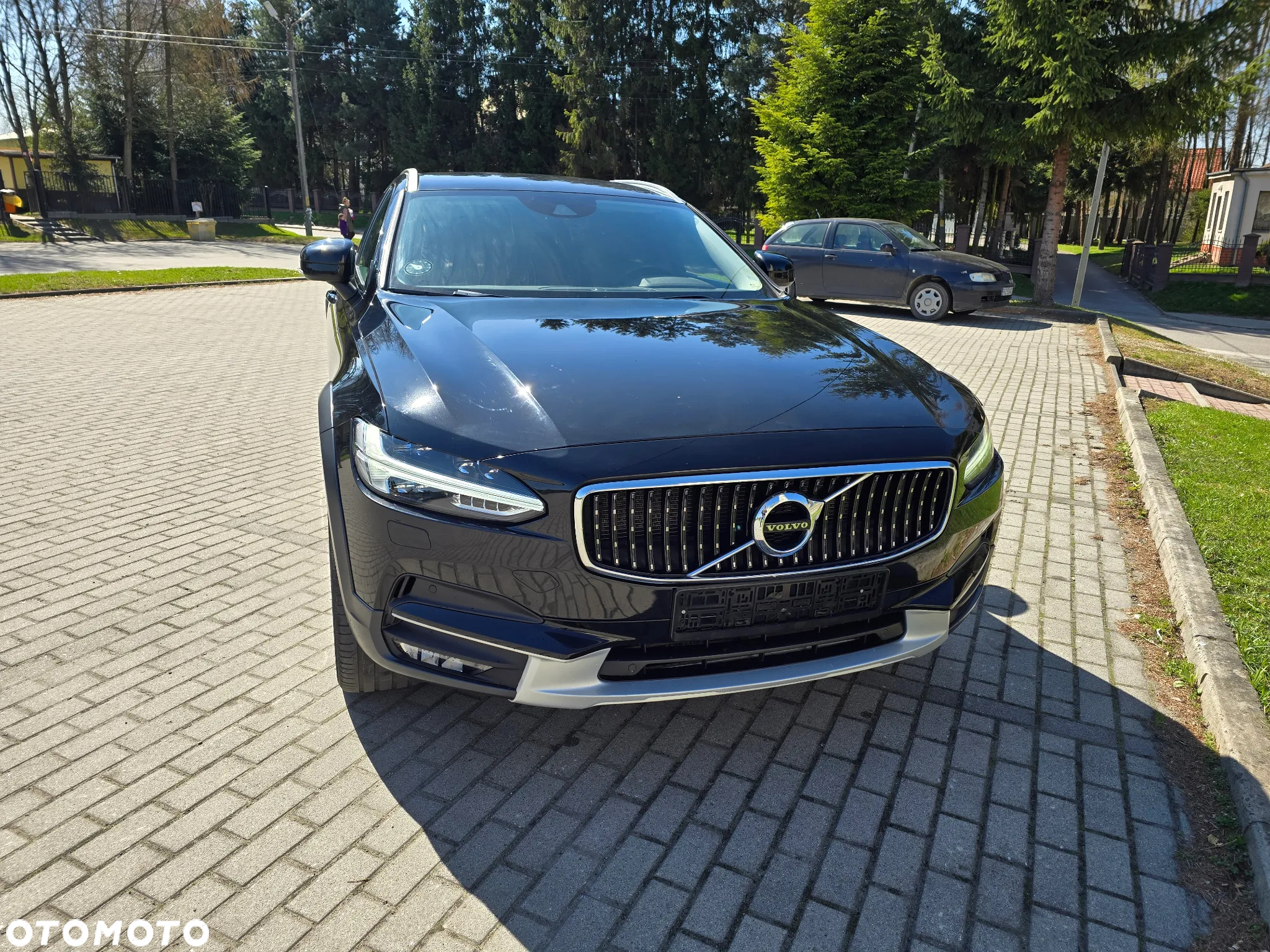 Volvo V90 Cross Country T5 AWD Geartronic Pro - 3