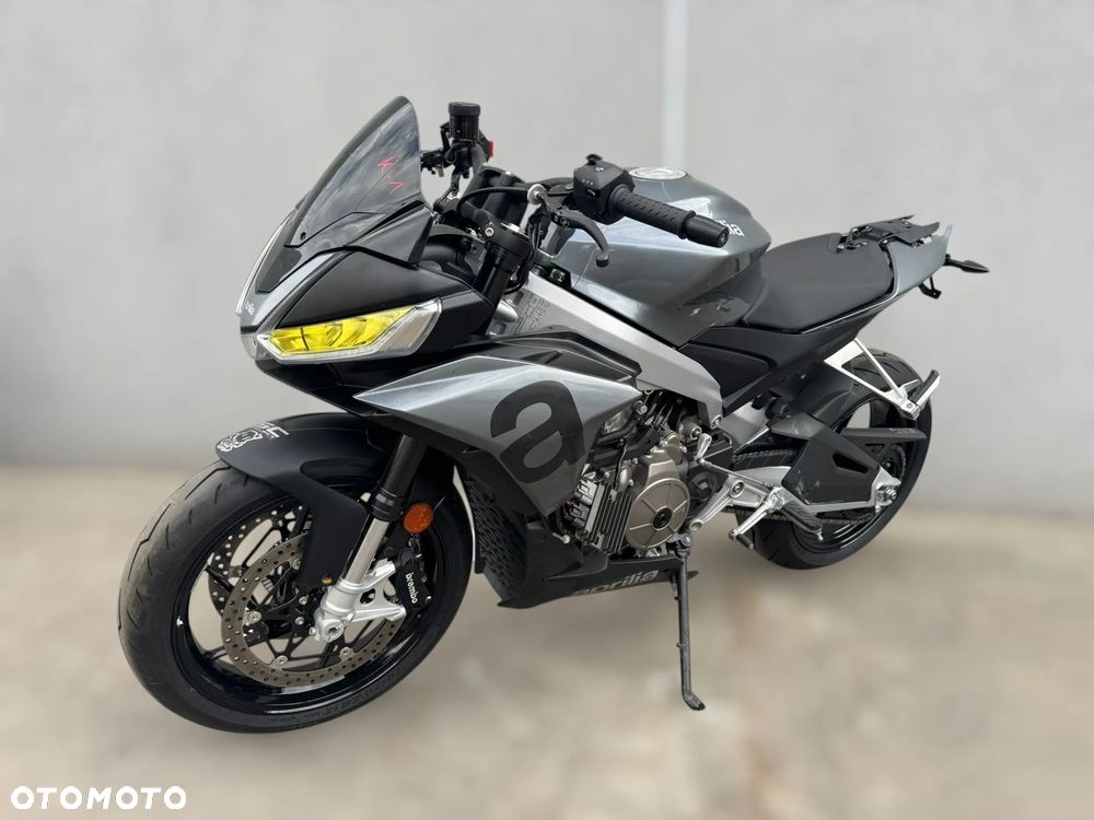 Aprilia Tuono - 6
