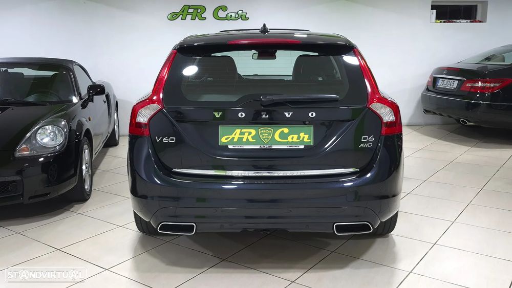 Volvo V60 D6 Plug-In-Hybrid AWD Geartronic Momentum - 5