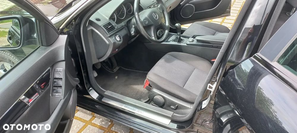 Mercedes-Benz Klasa C 200 Kompressor Classic - 3