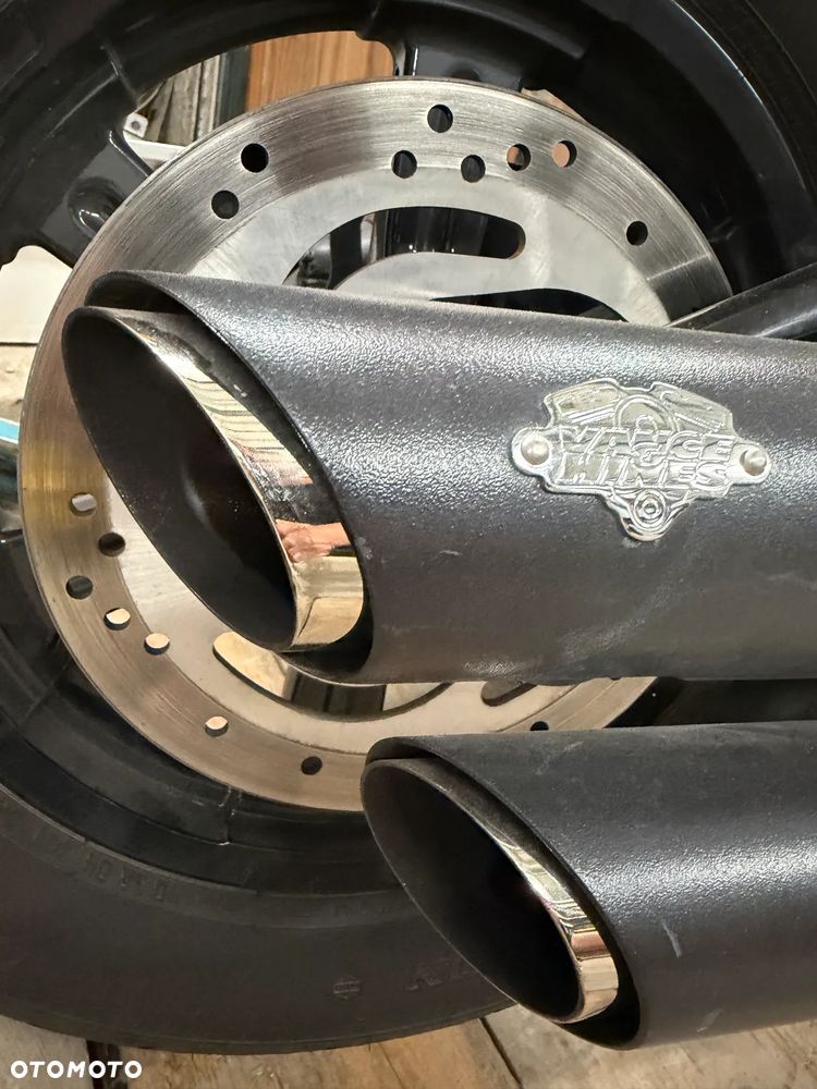 Harley-Davidson Softail Street Bob - 5