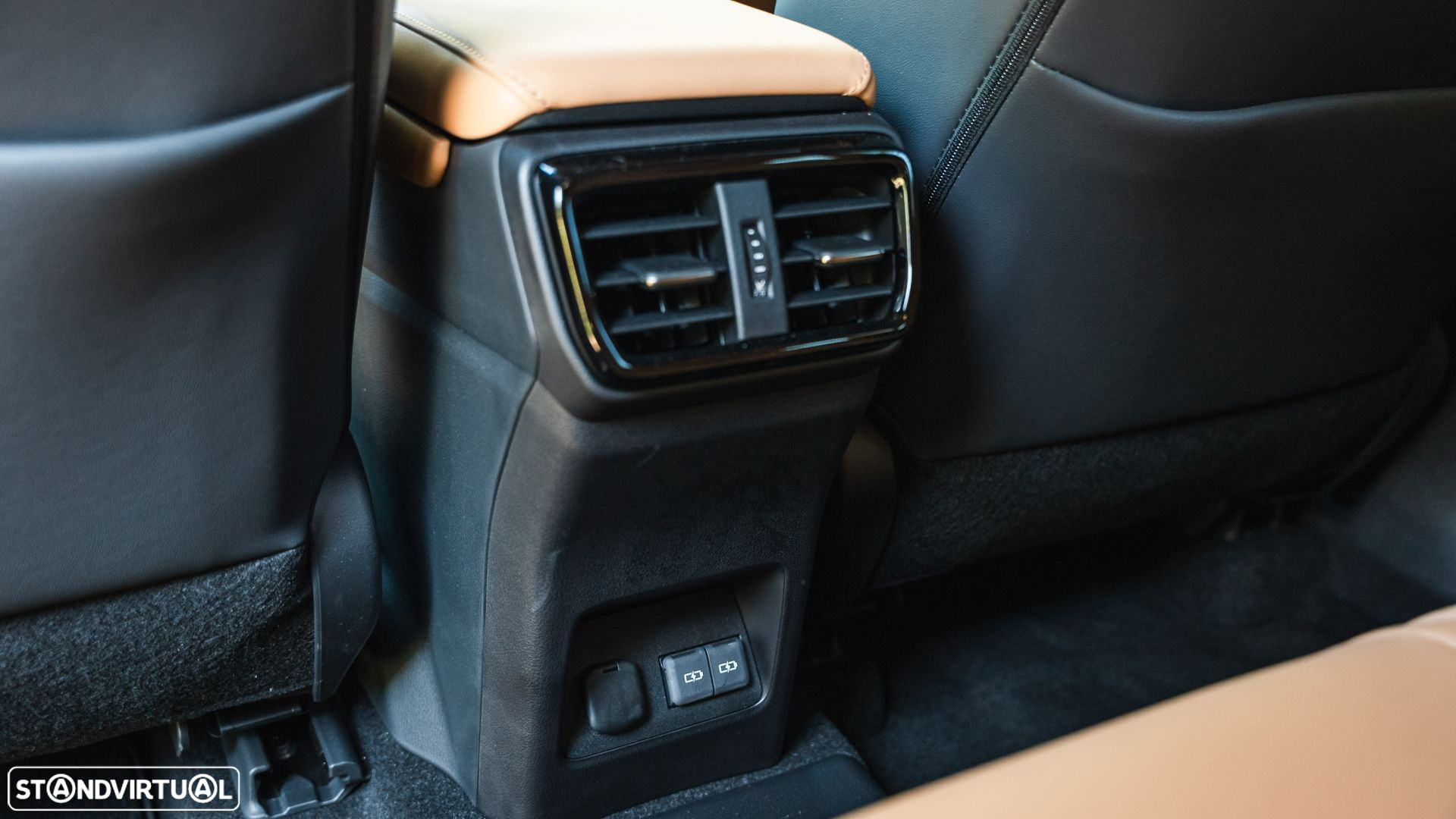 Lexus NX 450h+ Executive - 23