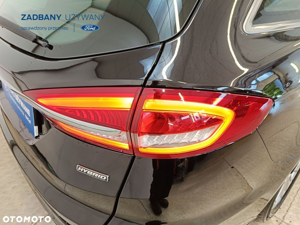 Ford Mondeo 2.0 Hybrid Titanium - 32