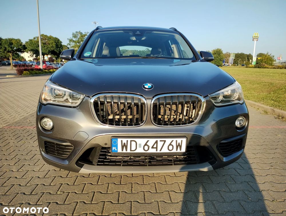 BMW X1 xDrive25i Advantage - 11