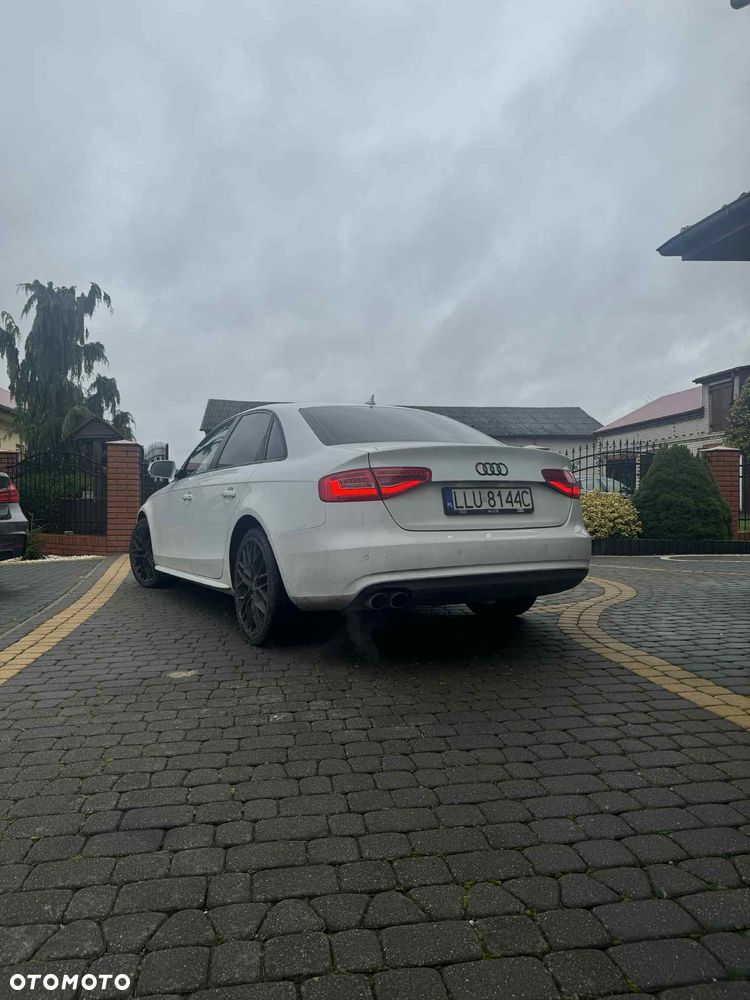 Audi A4 Limousine 2.0 TDI Quattro S tronic - 2