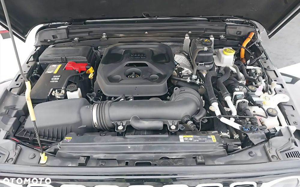 Jeep Wrangler - 12