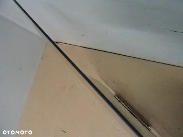 SZYBA DRZWI PRAWY TYŁ BMW E36 KOMBI NR737 - 4