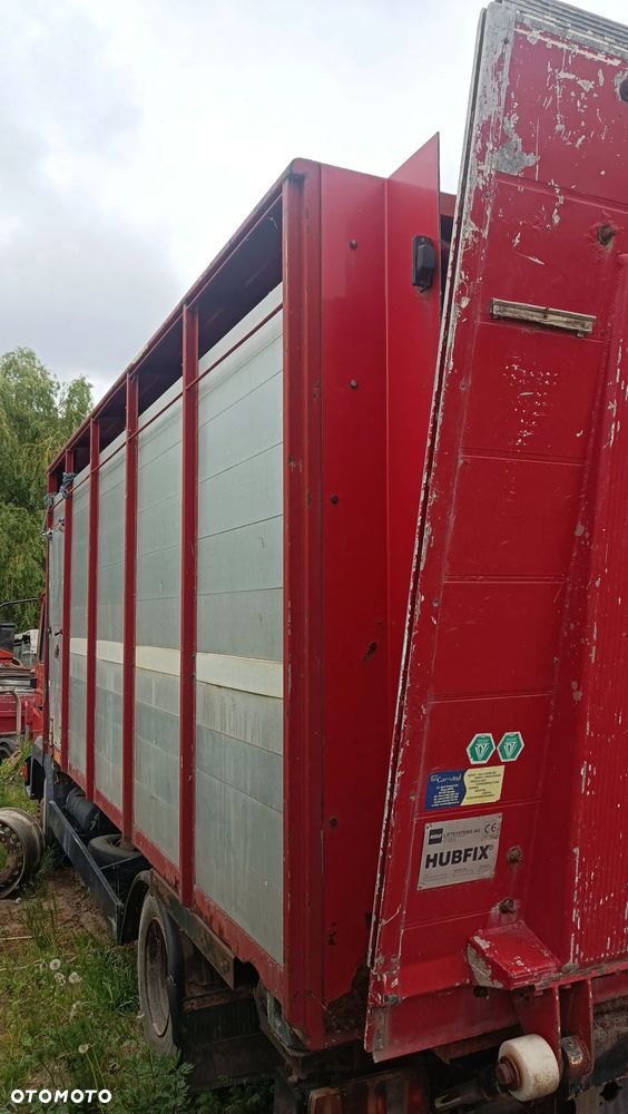Zabudowa do przewozu zwierząt  żywca z wagą - 5