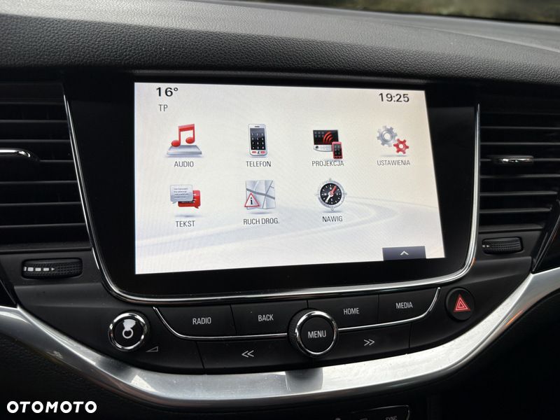 Opel Astra 1.4 Turbo Innovation - 11