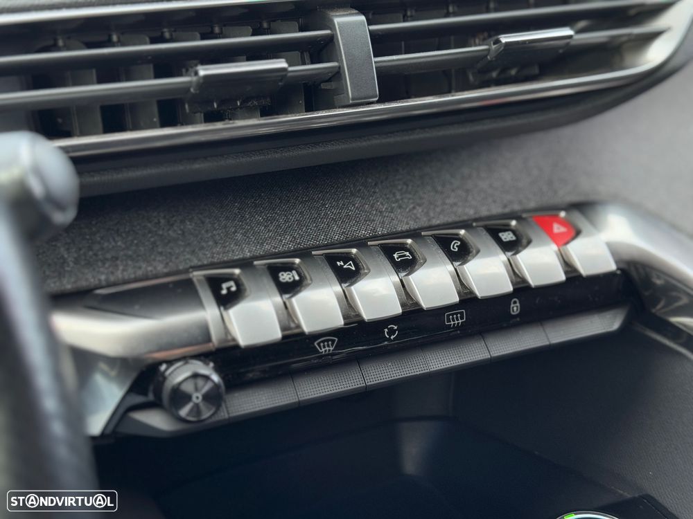 Peugeot 3008 1.5 BlueHDi GT Line EAT8 - 18