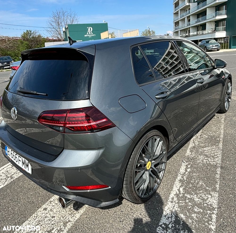 Volkswagen Golf 2.0 TSI GTI Performance - 3